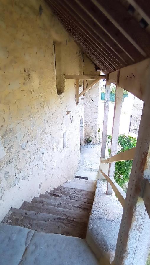 Maris Domus Pres Des Plages Du Debarquement Bayeux Exterior photo